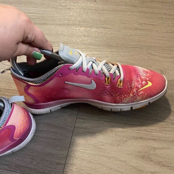 Nike Free women's pink tie dye athletic running sneakers size 7.5 - Picture 2 of 6